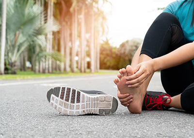 NY Foot and Ankle Clinic | Complicated Wounds of the Foot, Ankle, and Lower Leg, Sports Injuries and Hammertoes