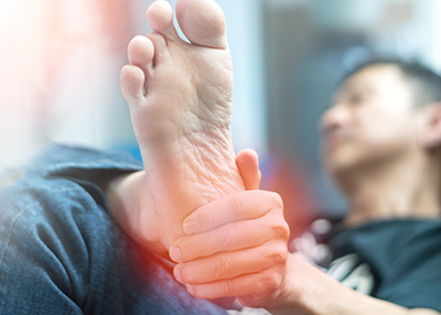 NY Foot and Ankle Clinic | Sports Injuries, Neuromas and Plantar Warts