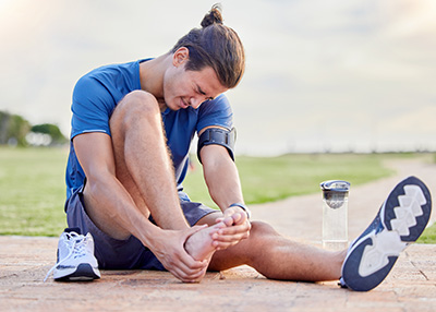 NY Foot and Ankle Clinic | Heel Spurs   Bone Spurs, Calluses and Sports Injuries